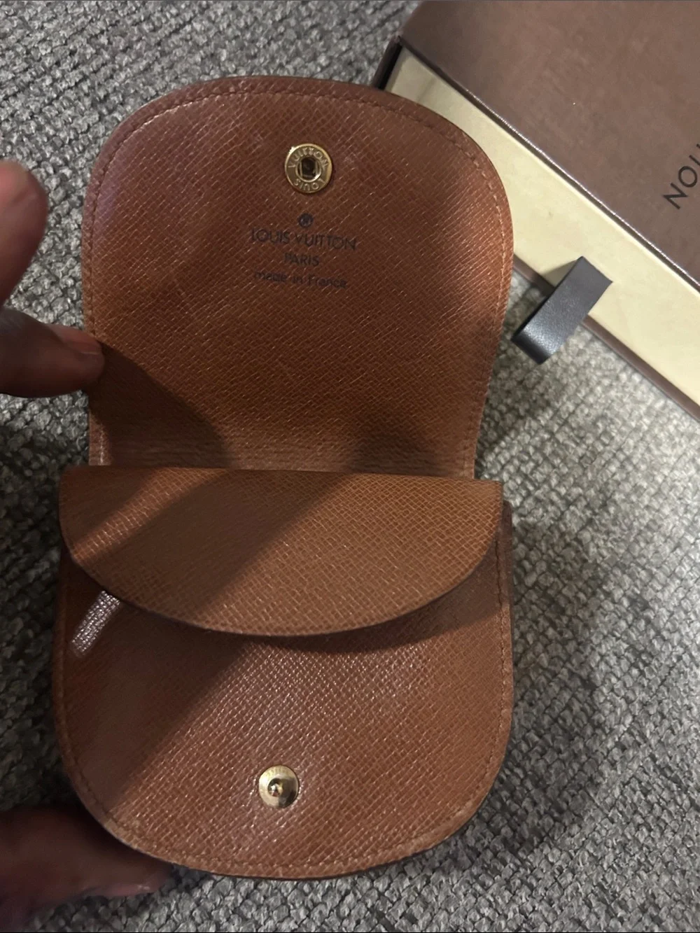 Louis Vuitton classic louis